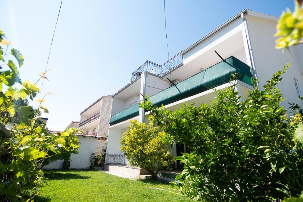 Apartmani Ivana Kastela Luaran gambar