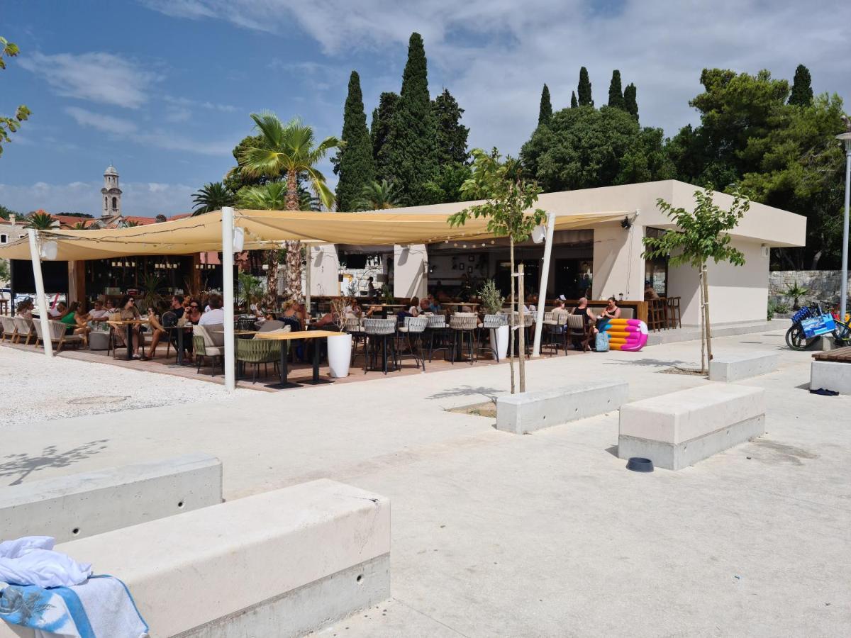 Apartmani Ivana Kastela Luaran gambar