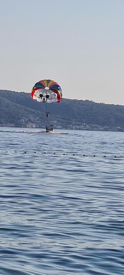 Apartmani Ivana Kastela Luaran gambar